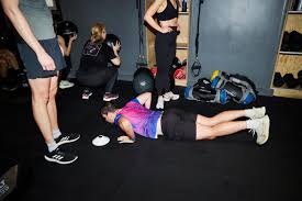 Hyrox, running, boxe… Comment les amateurs s’entraînent de plus en plus comme des pros