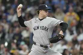 New York Yankees @ Kansas City Royals: Cam Schlittler vs. Bailey Falter