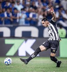 ¡Paraguayo al Rescate! Golazo de Caballero le da Vida a Santos 🇵🇾⚽ - Imagen principal del artículo