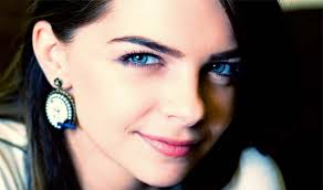 Résultat de recherche d'images pour "pelin karahan"