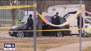 1 killed, 1 in custody after shooting at Dallas high school