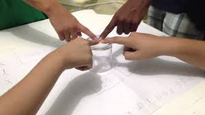 Resultado de imagem para jogo do copo