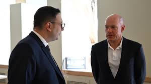 Czech Republic Deepens Ties with Ukraine Amidst Looming Alaska Summit