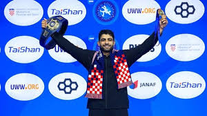استقلال و پرسپولیس در لیگ برتر کشتی ایران تیم‌داری می‌کنند
