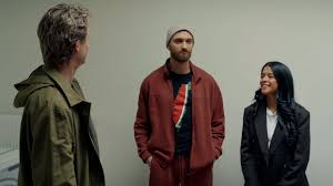 Voor een keer was het niet Daan Alferink, maar Jani Kazaltzis die met de ‘Blind gekocht’-wisselbeker voor beste uitspraak aan de haal ging