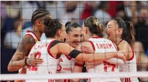 FİLENİN SULTANLARI FİNAL RAKİBİ AÇIKLANDI! Türkiye 2026 CEV Avrupa Şampiyonası final rakibi kim oldu, hangi takımla eşleşti? Filenin Sultanları final maçı ne zaman? — Habertürk