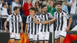 Así queda la clasificación de Segunda División tras la jornada 37: ¡el ascenso directo está que arde!