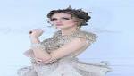 حجر كميات من فساتين الأفراح