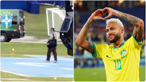 Neymar hace saltar las alarmas en el inicio de la concentración de Brasil