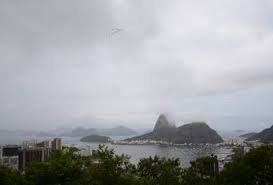 Chuva e temperaturas amenas seguem até domingo (25), pelo menos