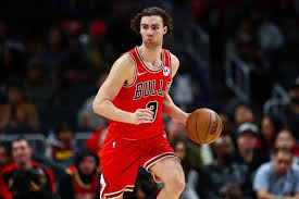 Detroit plays Chicago following Cunningham’s 42-point performance