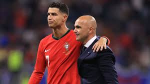 Cristiano Ronaldo critica la ‘falta de respeto’ hacia Roberto Martínez al afirmar que el entrenador de Portugal ‘ha hecho un trabajo extraordinario’