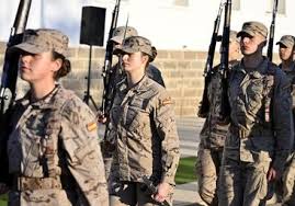 Las últimas fotos de la Princesa Leonor en acción en la Academia de San Javier: de instrucción y a los mandos de un avión