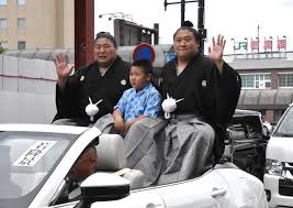 若隆景が地元・福島で優勝パレード 前回はコロナ禍で開催できなかったＶパレードに「想像以上の人に集まっていただいた。とてもうれしい」（スポーツ報知）