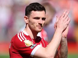 Andy Robertson advised to join Liverpool rival in controversial transfer move