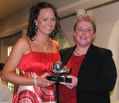 Roisin Convery receives Clubperson of the Year from Catherine O&#39;Hara - image.asp%3Fp%3D2%26i%3D10