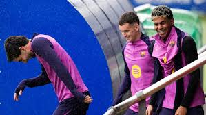 Villarreal - FC Barcelona en directo | Los azulgrana buscan acabar el año con una victoria ante el tercer clasificado