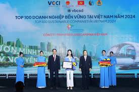 FrieslandCampina Việt Nam tiếp tục được vinh danh tại lễ công bố Doanh nghiệp bền vững CSI 2024