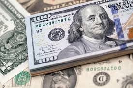 Dollar Weakness Intensifies Amid Policy Risks