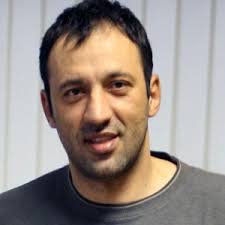 Once a rising star o the Yugoslavian national team, Vlade Divac began his NBA career in ... - vlade-divac-info2