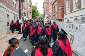 Exclusive | U.S. Weighs $100,000 Fee for Foreign Students Wanting to Work After Graduation