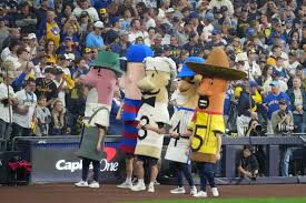 Column: Sausage race controversy erupts as Fox Sports ignores Milwaukee's finest tradition during World Series - Chicago Tribune