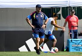 Flexibilidad, la palabra clave de DT Lorenzo de cara a choque de Colombia con Suiza por octavos final