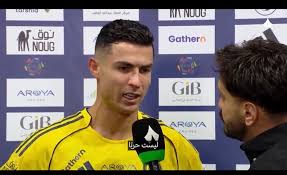 رونالدو ينتقد «الفوضى والشكوى» في دوري روشن ويؤكد أنها لم تعد كرة قدم