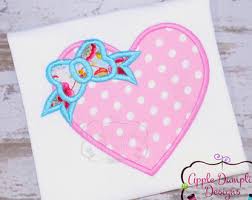 Résultat de recherche d'images pour "Girl with balloons applique pattern"