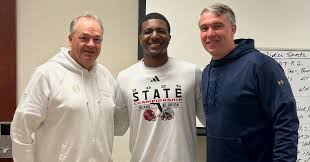 Four-star QB Champ Monds commits to Notre Dame football over Ohio State