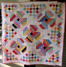 Résultat de recherche d'images pour "jelly roll quilt patterns free"