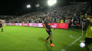 Sempre ele! Jhon Jhon amplia o placar com um belo gol de contra-ataque