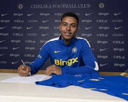 Sources explain how Xabi Alonso persuaded Morgan Rogers to choose Chelsea