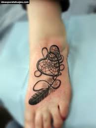 Resultado de imagen de imagenes de tatuajes de atrapasueños