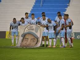 Racing de Córdoba: Debut en Primera Nacional contra Estudiantes de Caseros