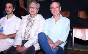 Caetano Veloso, Ney Matogrosso e mais estrelas prestigiam show de Marina Lima