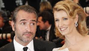 Jean Dujardin et Alexandra Lamy amoureux lors du 65e Festival de Cannes. (LE PARISIEN / FREDERIC DUGIT SPECTACLE/MAXPPP). Aujourd&#39;hui, c&#39;est ma journée. - 5611384276733