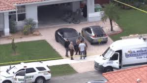 Man dead, woman hospitalized in attempted murder-suicide inside SW Miami-Dade home