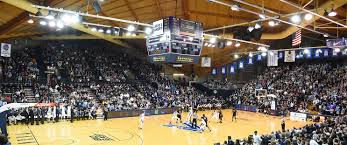 Villanova Celebrates Raveling with Georgetown Win