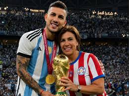 Paredes, sangre guaraní en el equipo albiceleste y un consejo a Scaloni para la victoria