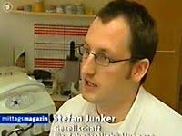 <b>Stefan Junker</b> im Interview bei einer Sendung über Hypnose bei <b>...</b> - ard-stefan-junker