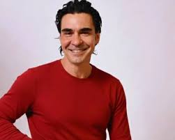 André Gonçalves sobre ausência das novelas: “Desacostumei”