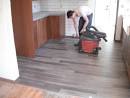 First totally glueless resilient flooringvinyl plank -