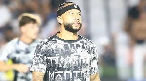 Neymar brinca com Memphis no vestiário do Santos, e atacante do Corinthians faz convite: 'Sei que você gostaria muito'