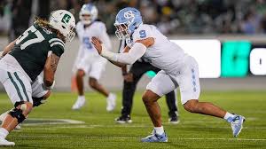 Tar Heel fans hold their breath as star Melkart Abou Jaoude heads to the locker room