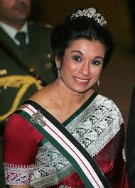 farah pahlavi