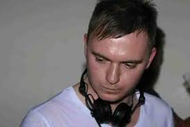 From Harrogate, North Yorkshire, England, James Moon is a DJ with unique and quality musical taste along with phenomenal technical skills on the decks. - jamesmoon