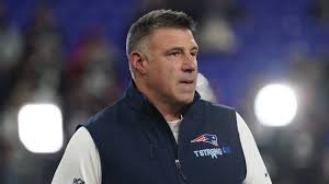 Mike Vrabel, do Patriots, elogia a defesa do Broncos antes do jogo do campeonato AFC