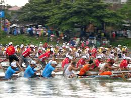 Kết quả hình ảnh cho hoi dua thuyen