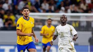 Dinamo - FCSB în deșert: Coman s-a accidentat. Echipa lui Contra, premieră nefericită